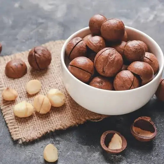 Macadamia Nut With Shell Vanilla Flavour આખા મેકેડેમીયા - વેનીલા ફ્લેવર