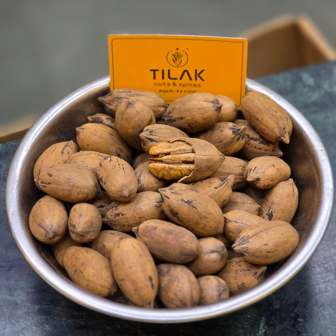 AFRICAN WALNUT PECAN NUT આફ્રિકન અખરોટ પીકન નટસ
